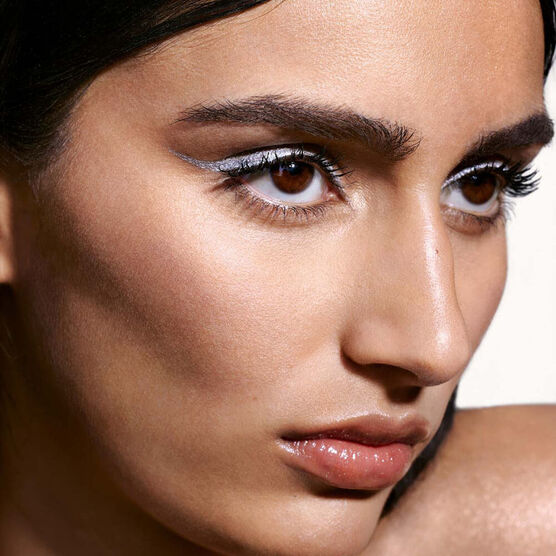 GLITTY LID Delineador CHROME AT ME